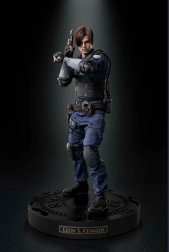 RE2 Remake Take A Closer Look At The CE Leon Statue Rely On Horror   Leon2 